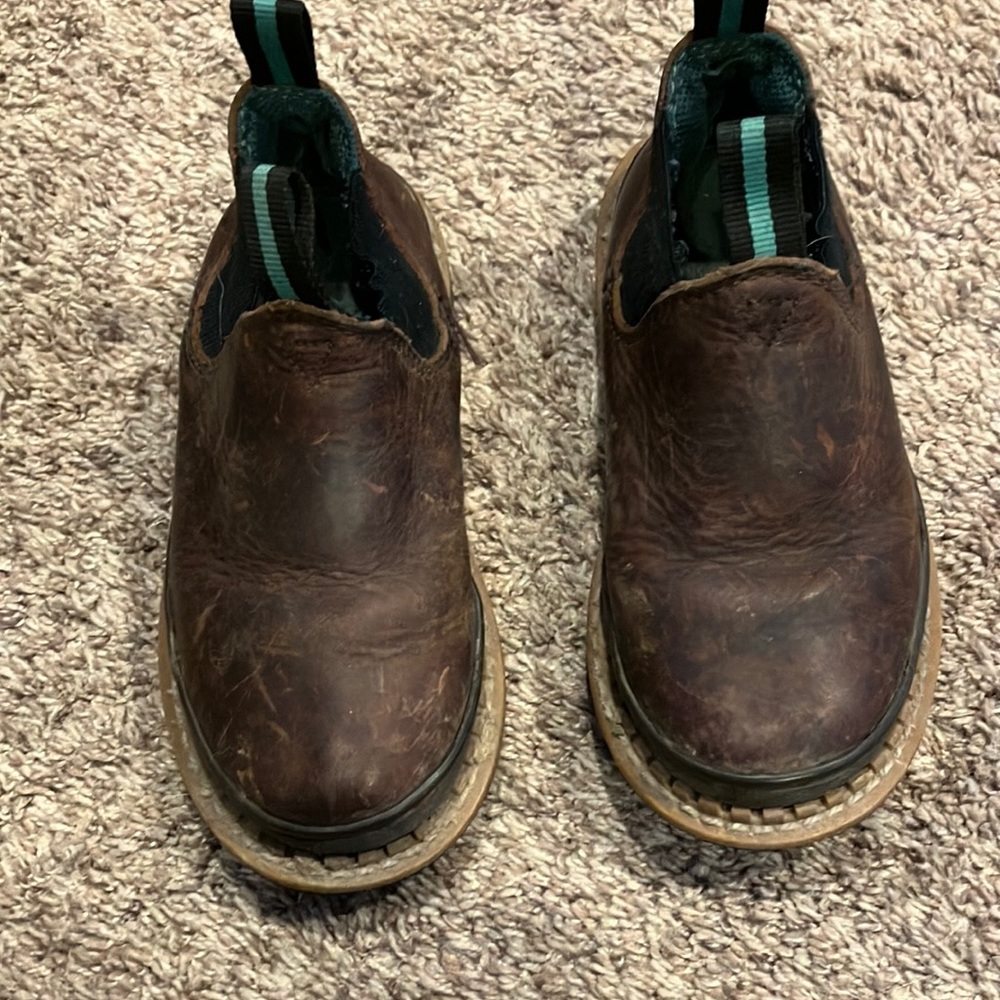 Boys Romeo’s size 1